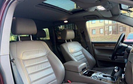 Volkswagen Touareg III, 2008 год, 1 099 000 рублей, 20 фотография