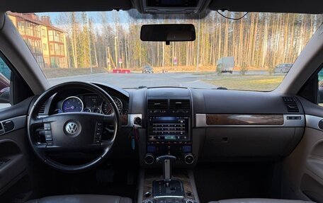 Volkswagen Touareg III, 2008 год, 1 099 000 рублей, 23 фотография