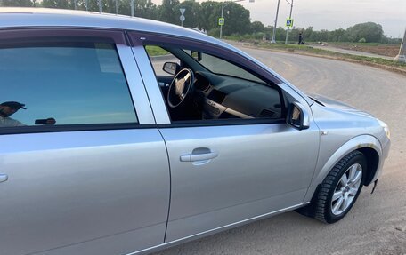 Opel Astra H, 2011 год, 350 000 рублей, 3 фотография