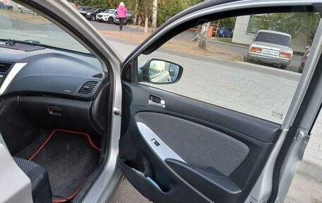 Hyundai Solaris II рестайлинг, 2014 год, 875 000 рублей, 8 фотография