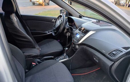Hyundai Solaris II рестайлинг, 2014 год, 875 000 рублей, 9 фотография