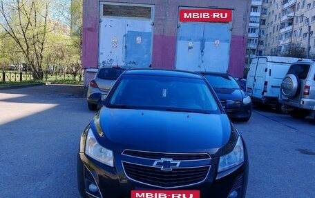 Chevrolet Cruze II, 2013 год, 800 000 рублей, 11 фотография