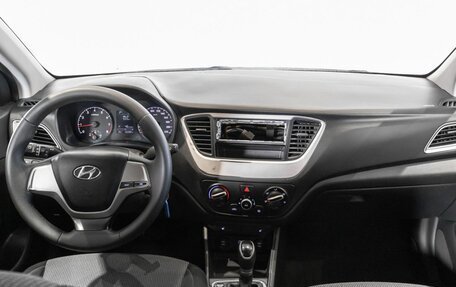 Hyundai Solaris II рестайлинг, 2019 год, 800 000 рублей, 6 фотография