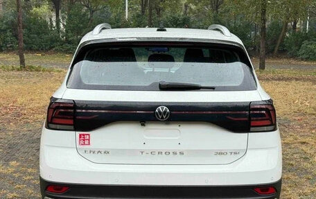 Volkswagen T-Cross I, 2022 год, 1 350 000 рублей, 6 фотография