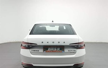 Skoda Superb III рестайлинг, 2019 год, 1 594 777 рублей, 4 фотография