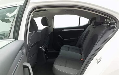 Skoda Superb III рестайлинг, 2019 год, 1 594 777 рублей, 13 фотография