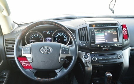 Toyota Land Cruiser 200, 2011 год, 4 200 000 рублей, 8 фотография