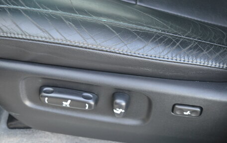 Toyota Land Cruiser 200, 2011 год, 4 200 000 рублей, 22 фотография