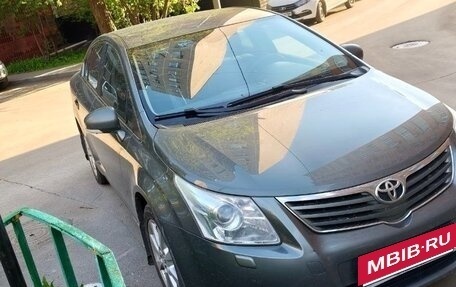 Toyota Avensis III рестайлинг, 2011 год, 1 250 000 рублей, 2 фотография