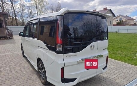 Honda Stepwgn IV, 2021 год, 1 960 000 рублей, 7 фотография