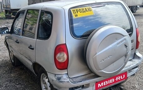 Chevrolet Niva I рестайлинг, 2006 год, 295 000 рублей, 2 фотография