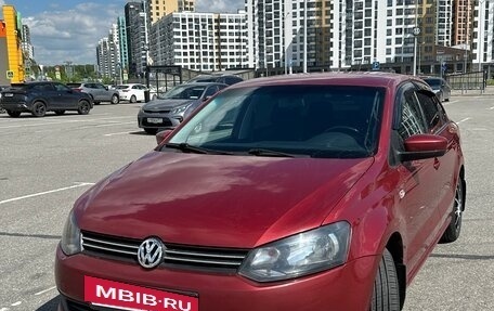 Volkswagen Polo VI (EU Market), 2013 год, 780 000 рублей, 2 фотография