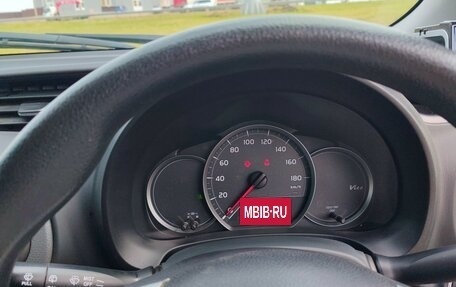 Toyota Vitz, 2014 год, 630 000 рублей, 16 фотография