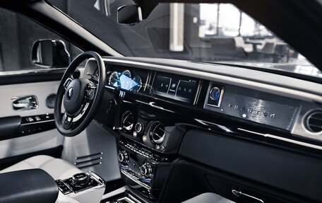 Rolls-Royce Phantom VIII, 2020 год, 38 000 000 рублей, 13 фотография