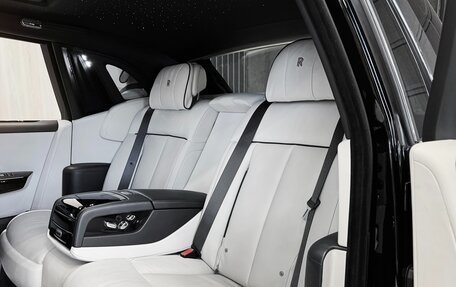 Rolls-Royce Phantom VIII, 2020 год, 38 000 000 рублей, 16 фотография