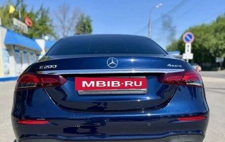 Mercedes-Benz E-Класс, 2020 год, 4 600 000 рублей, 4 фотография
