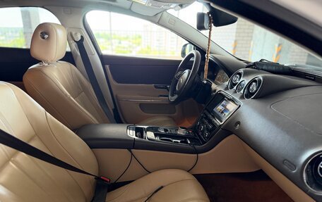 Jaguar XJ IV (X351), 2016 год, 1 599 999 рублей, 10 фотография