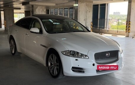 Jaguar XJ IV (X351), 2016 год, 1 599 999 рублей, 6 фотография