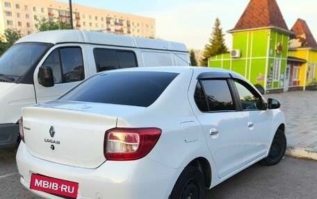 Renault Logan II, 2017 год, 550 000 рублей, 2 фотография