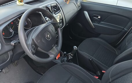 Renault Logan II, 2017 год, 550 000 рублей, 9 фотография