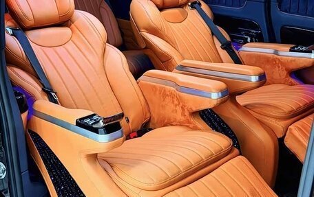 Mercedes-Benz Vito, 2024 год, 6 950 000 рублей, 10 фотография