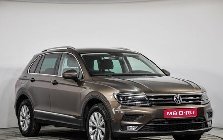 Volkswagen Tiguan II, 2017 год, 2 599 000 рублей, 3 фотография