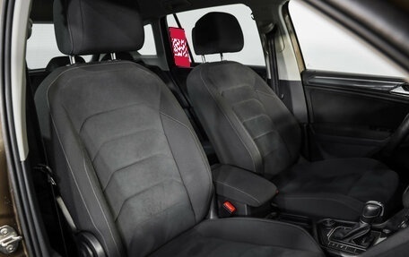Volkswagen Tiguan II, 2017 год, 2 599 000 рублей, 23 фотография