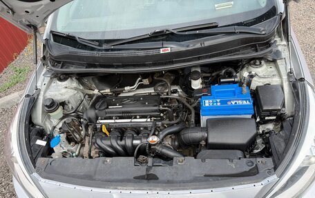 Hyundai Solaris II рестайлинг, 2013 год, 750 000 рублей, 1 фотография