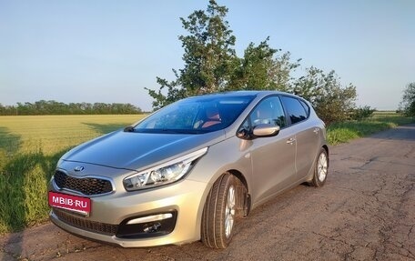 KIA cee'd III, 2016 год, 1 280 000 рублей, 1 фотография