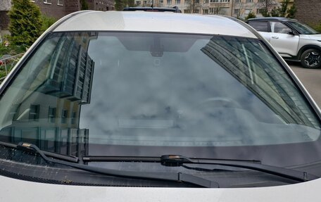 Toyota RAV4, 2013 год, 1 900 000 рублей, 16 фотография