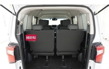 Mitsubishi Delica D:5 I, 2025 год, 4 215 000 рублей, 10 фотография