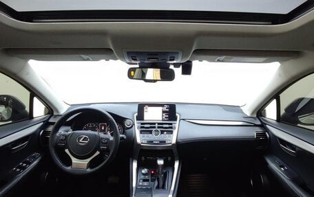 Lexus NX I, 2021 год, 2 880 000 рублей, 8 фотография