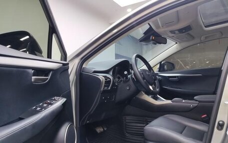 Lexus NX I, 2021 год, 2 880 000 рублей, 7 фотография