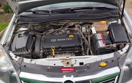 Opel Astra H, 2011 год, 650 000 рублей, 3 фотография