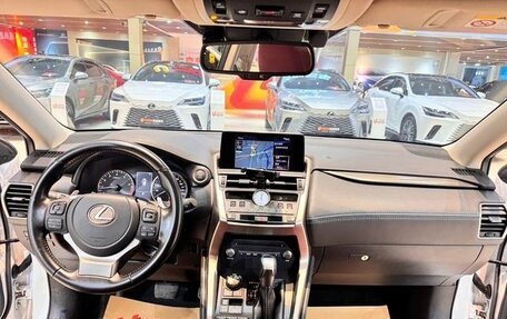 Lexus NX I, 2021 год, 2 910 000 рублей, 6 фотография