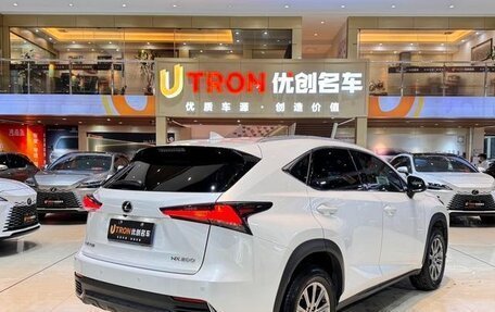 Lexus NX I, 2021 год, 2 910 000 рублей, 4 фотография