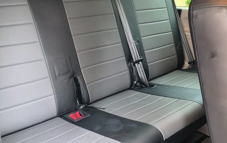 Volkswagen Caravelle T6 рестайлинг, 2016 год, 3 200 000 рублей, 7 фотография