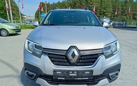 Renault Sandero II рестайлинг, 2019 год, 1 119 995 рублей, 2 фотография