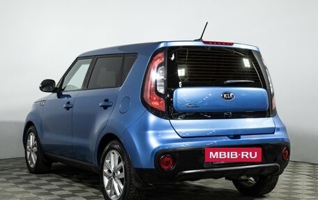KIA Soul II рестайлинг, 2017 год, 1 599 700 рублей, 7 фотография