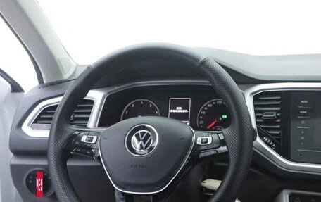 Volkswagen T-Roc I, 2021 год, 1 400 000 рублей, 6 фотография