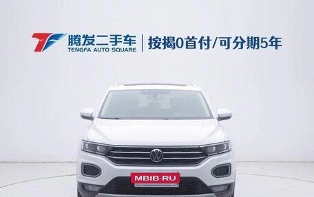 Volkswagen T-Roc I, 2021 год, 1 400 000 рублей, 2 фотография