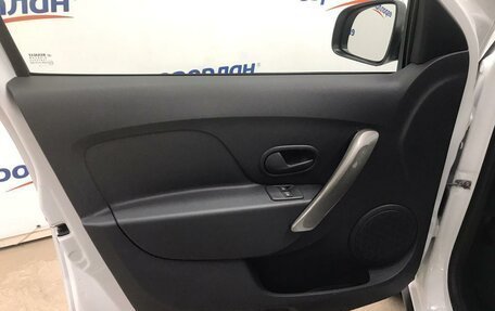 Renault Logan II, 2022 год, 1 450 000 рублей, 9 фотография