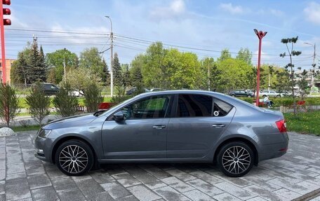 Skoda Octavia, 2017 год, 1 690 000 рублей, 2 фотография