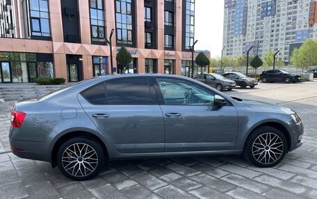 Skoda Octavia, 2017 год, 1 690 000 рублей, 6 фотография