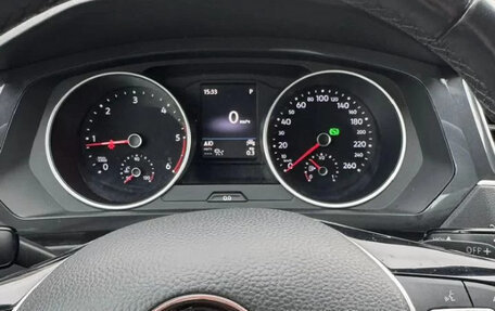 Volkswagen Tiguan II, 2020 год, 2 950 000 рублей, 6 фотография