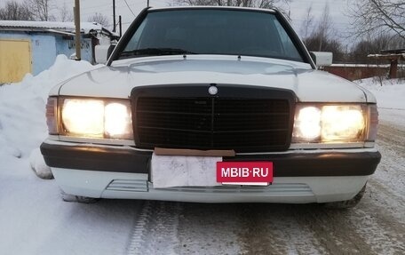 Mercedes-Benz 190 (W201), 1985 год, 100 000 рублей, 6 фотография