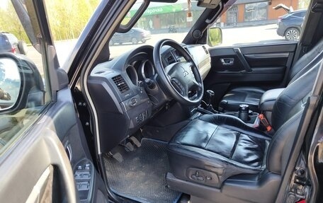 Mitsubishi Pajero IV, 2007 год, 1 400 000 рублей, 7 фотография