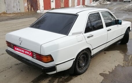 Mercedes-Benz 190 (W201), 1985 год, 100 000 рублей, 8 фотография