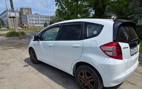 Honda Fit III, 2008 год, 590 000 рублей, 10 фотография