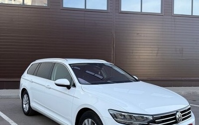 Volkswagen Passat B8 рестайлинг, 2019 год, 1 890 000 рублей, 1 фотография